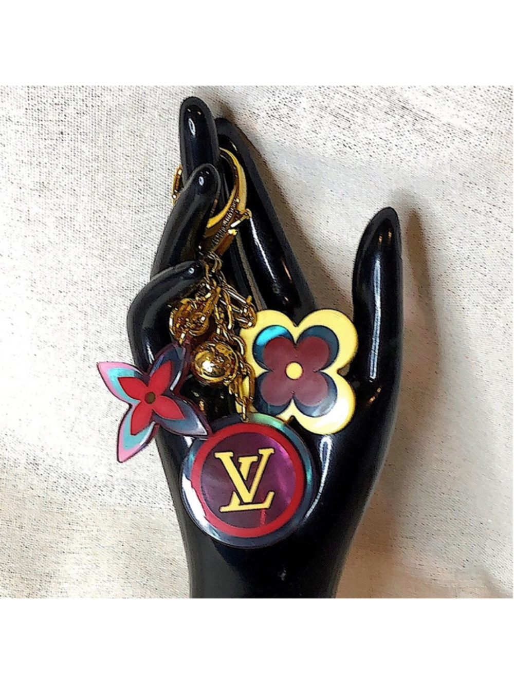 LOUIS VUITTON Bijoux Red Yellow Blue and Gold Plated Ball Flower Heart Charms